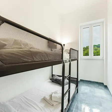 Il Poeta Nella Vigna Bed & Breakfast 4*